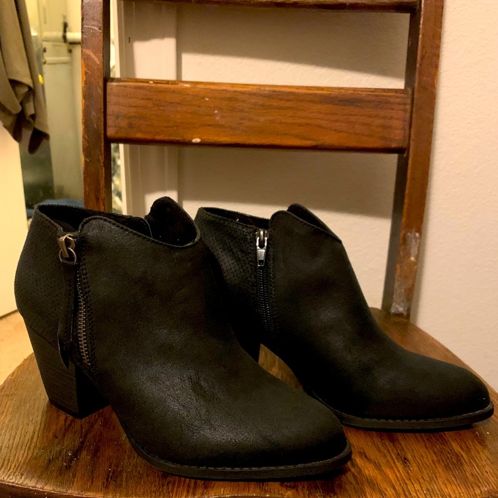 NWOT POP booties